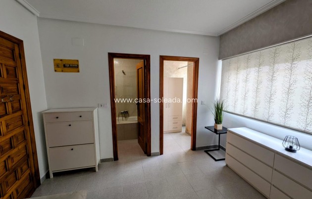 Herverkoop - Appartement / flat - Torrevieja - Estacion Autobuses