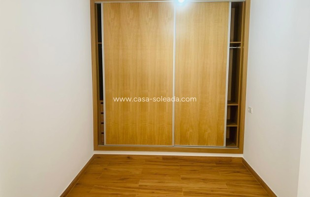 Herverkoop - Appartement / flat - Torrevieja - Playa del Cura