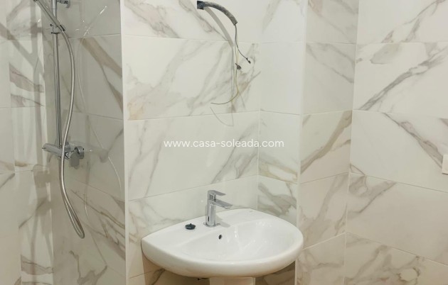 Herverkoop - Appartement / flat - Torrevieja - Playa del Cura