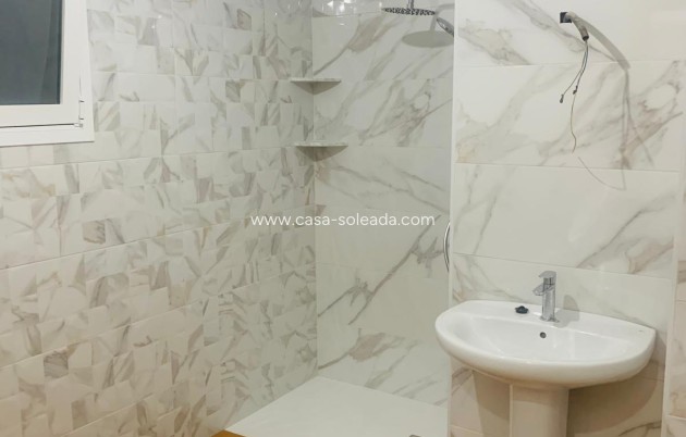 Herverkoop - Appartement / flat - Torrevieja - Playa del Cura