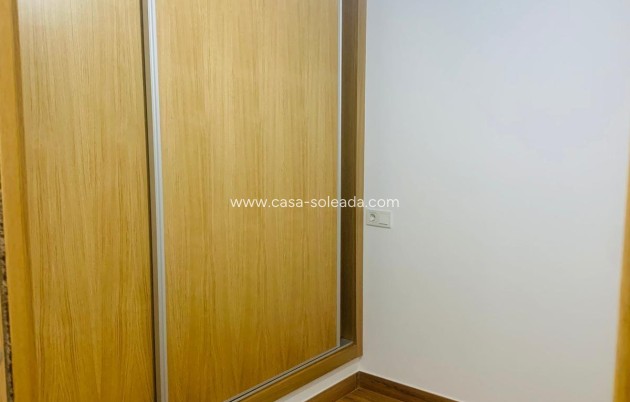 Herverkoop - Appartement / flat - Torrevieja - Playa del Cura