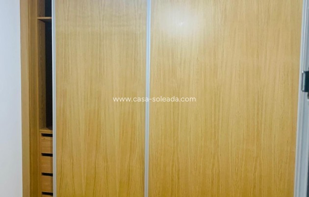 Herverkoop - Appartement / flat - Torrevieja - Playa del Cura