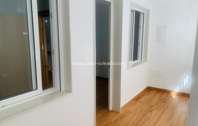 Herverkoop - Appartement / flat - Torrevieja - Playa del Cura