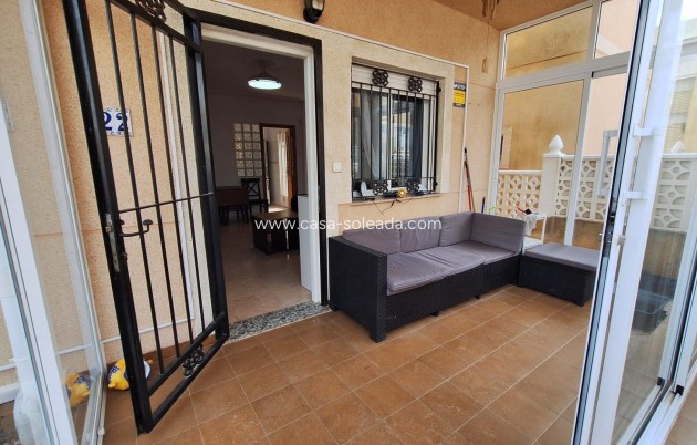 Resale - Villa - Orihuela Costa - Villamartín