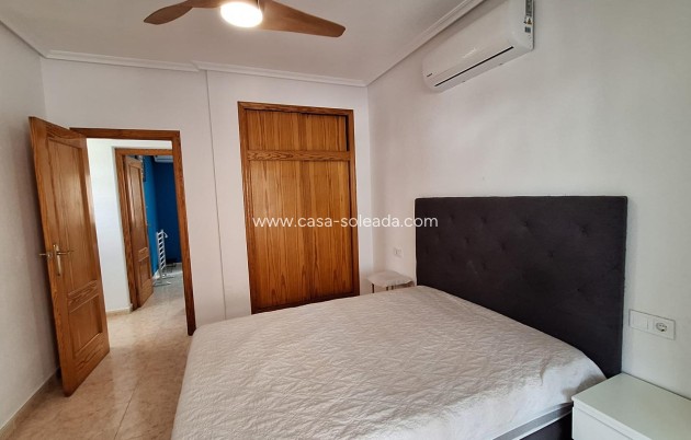 Resale - Villa - Orihuela Costa - Villamartín