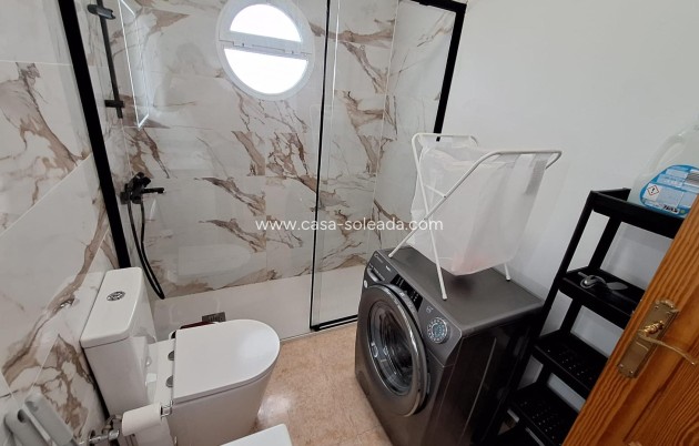 Resale - Villa - Orihuela Costa - Villamartín