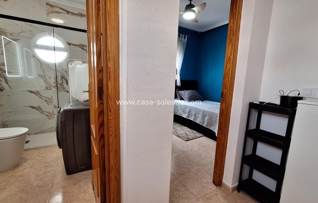 Resale - Villa - Orihuela Costa - Villamartín
