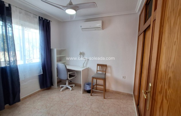 Resale - Villa - Orihuela Costa - Villamartín