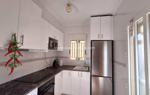 Resale - Villa - Orihuela Costa - Villamartín