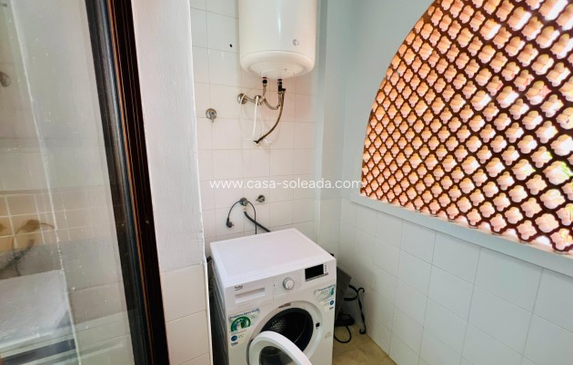 Herverkoop - Appartement / flat - Torrevieja - Aguas nuevas