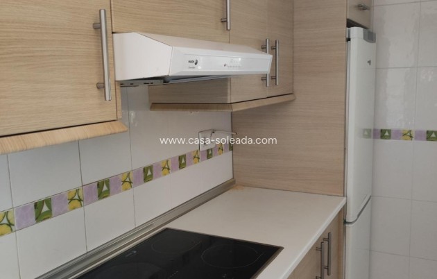 Herverkoop - Appartement / flat - Guardamar del Segura - Puerto Deportivo