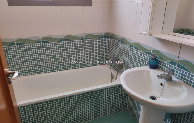 Herverkoop - Appartement / flat - Guardamar del Segura - Puerto Deportivo
