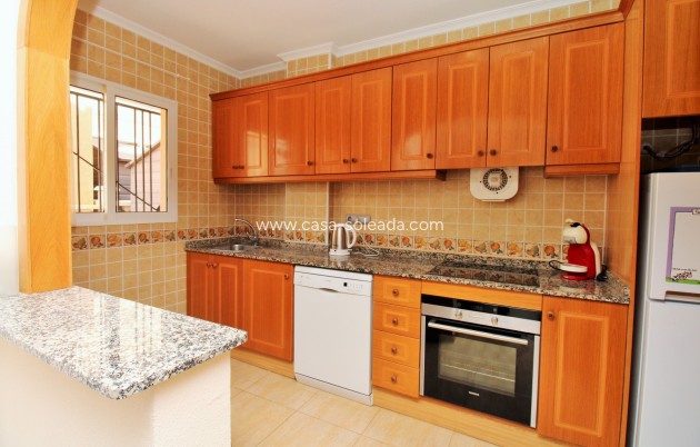 Herverkoop - Herenhuis - Villamartin - PAU 8