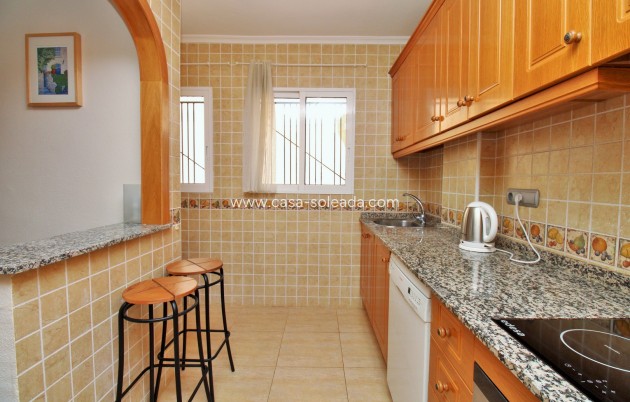 Herverkoop - Herenhuis - Villamartin - PAU 8