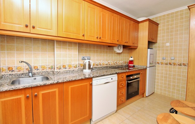 Herverkoop - Herenhuis - Villamartin - PAU 8