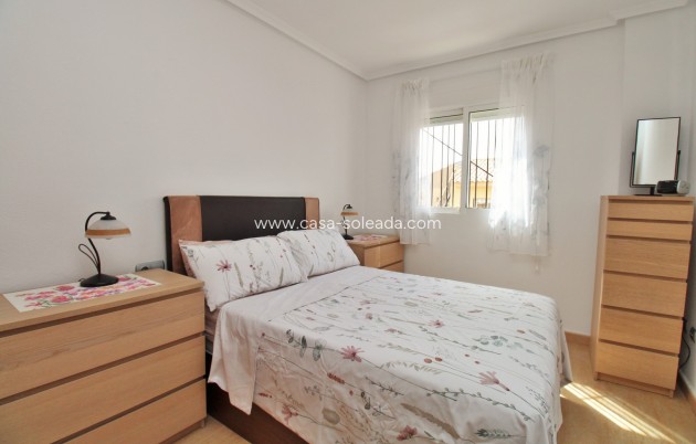 Herverkoop - Herenhuis - Villamartin - PAU 8