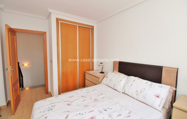 Herverkoop - Herenhuis - Villamartin - PAU 8