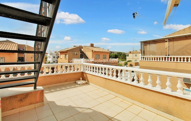 Herverkoop - Herenhuis - Villamartin - PAU 8