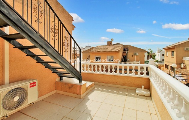 Herverkoop - Herenhuis - Villamartin - PAU 8