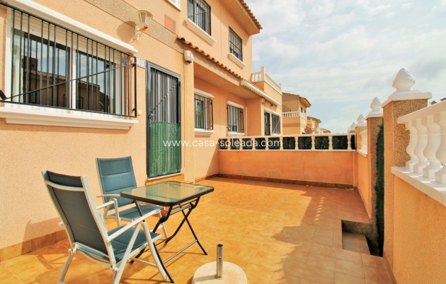 Herverkoop - Herenhuis - Villamartin - PAU 8