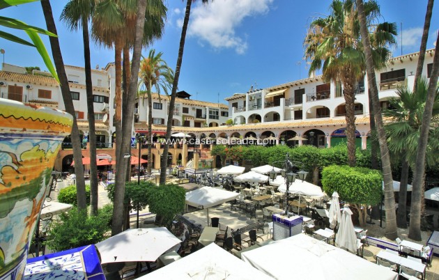 Herverkoop - Herenhuis - Villamartin - PAU 8