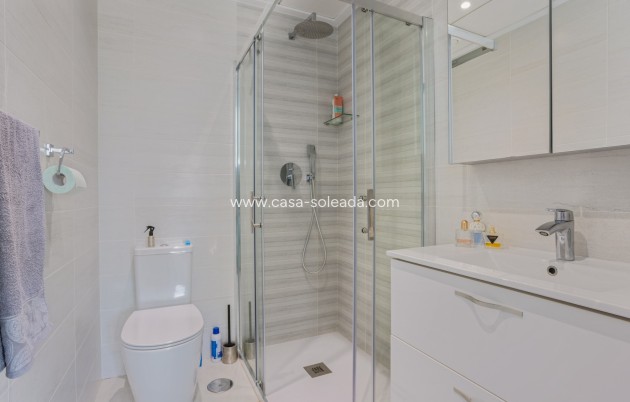 Resale - Townhouse - Villamartin - Villamartín