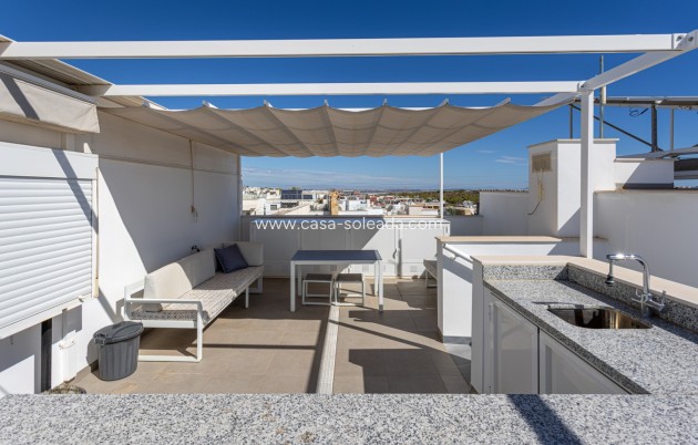 Resale - Townhouse - Villamartin - Villamartín