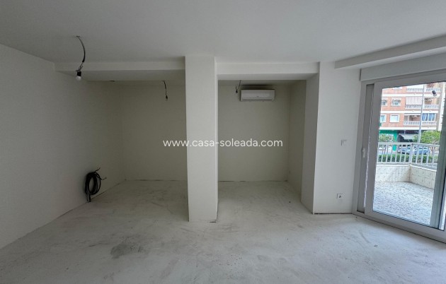 Resale - Apartment / flat - Torrevieja - Costa Blanca