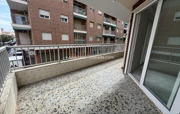 Resale - Apartment / flat - Torrevieja - Costa Blanca