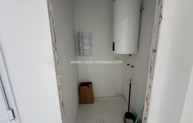 Resale - Apartment / flat - Torrevieja - Costa Blanca