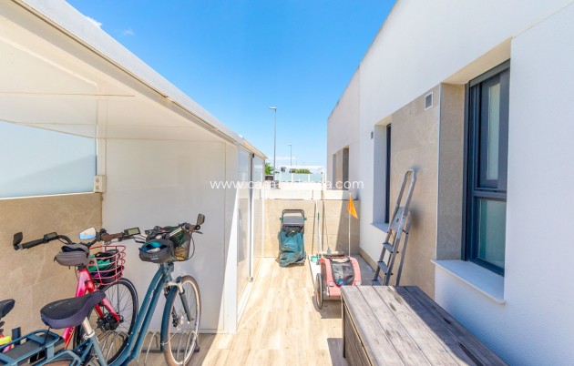 Herverkoop - Villa - Daya Nueva - Costa Blanca