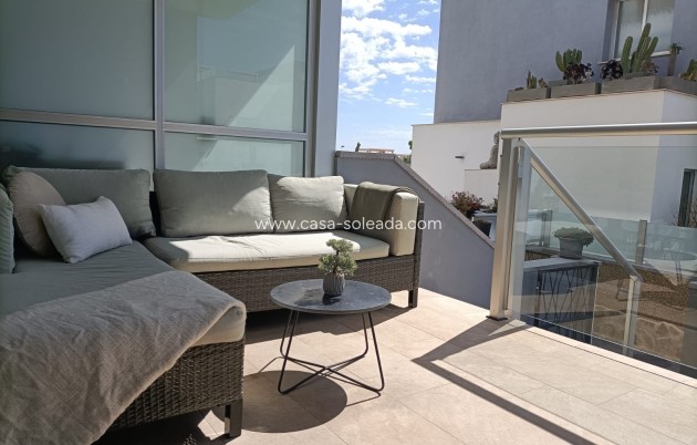 Herverkoop - Bungalow - Orihuela Costa - Costa Blanca