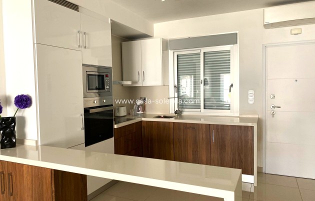 Herverkoop - Bungalow - Orihuela Costa - Costa Blanca
