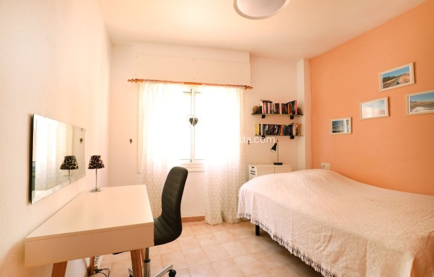 Reventa - Apartamento / piso - Torrevieja - Costa Blanca