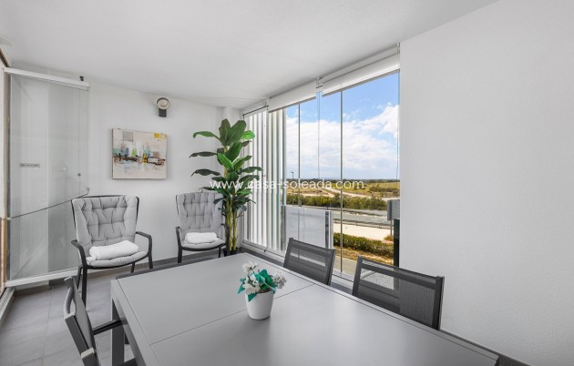 Resale - Apartment / flat - La Mata - Costa Blanca