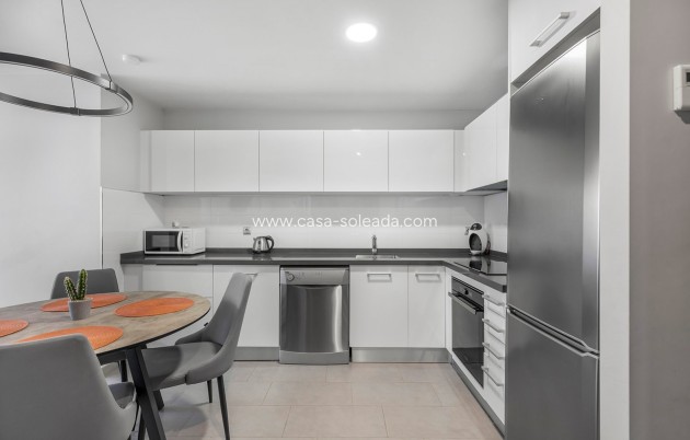 Resale - Apartment / flat - La Mata - Costa Blanca