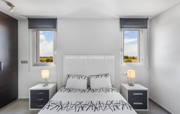 Resale - Apartment / flat - La Mata - Costa Blanca