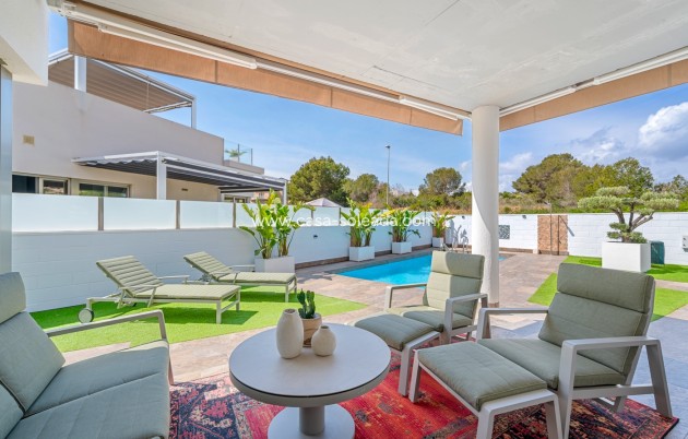 Revente - Villa - Orihuela Costa - Costa Blanca