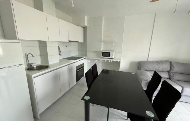Resale - Apartment / flat - Torrevieja - Center