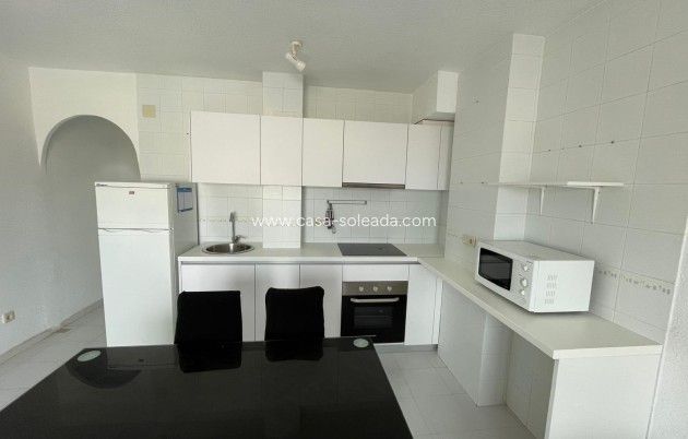 Resale - Apartment / flat - Torrevieja - Center