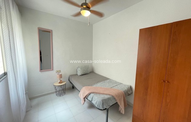 Resale - Apartment / flat - Torrevieja - Center