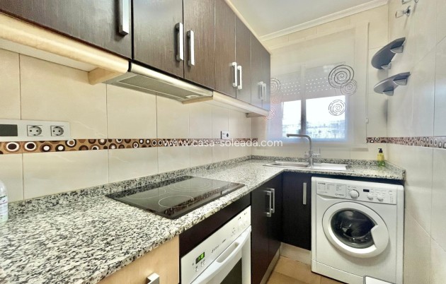 Resale - Apartment / flat - Torrevieja - Center