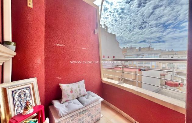 Resale - Apartment / flat - Torrevieja - Center