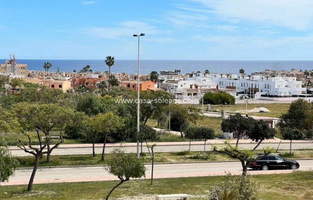 Herverkoop - Appartement / flat - Torrevieja - Aguas nuevas
