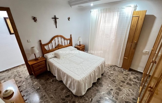 Resale - Apartment / flat - Torrevieja - Center