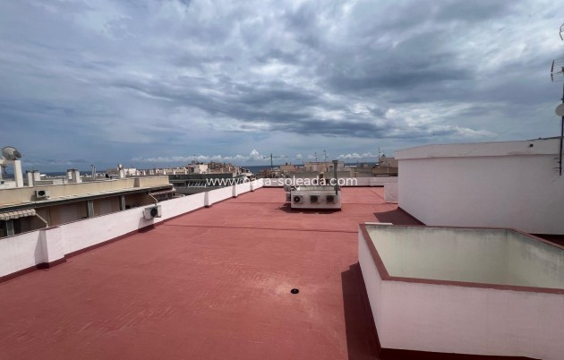 Resale - Apartment / flat - Torrevieja - Center