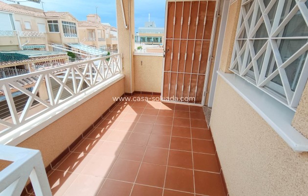 Wiederverkauf - Bungalow - Torrevieja - Parque Acuático - Sector 25