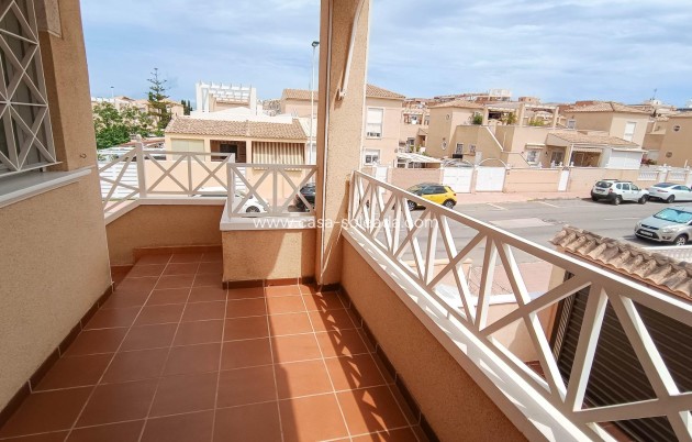 Wiederverkauf - Bungalow - Torrevieja - Parque Acuático - Sector 25