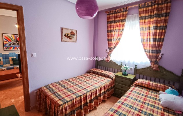 Wiederverkauf - Bungalow - Torrevieja - Parque Acuático - Sector 25