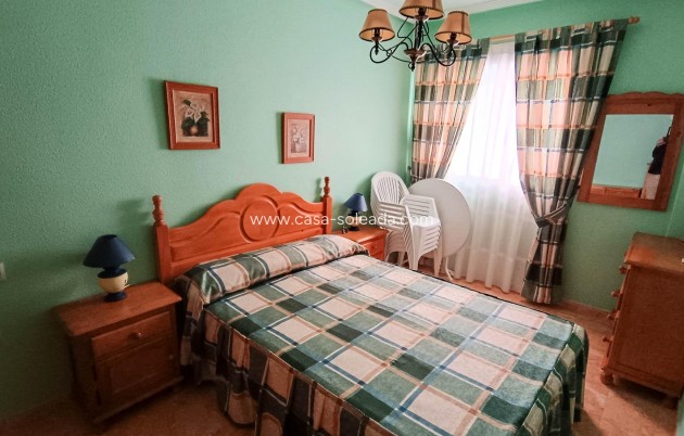 Wiederverkauf - Bungalow - Torrevieja - Parque Acuático - Sector 25